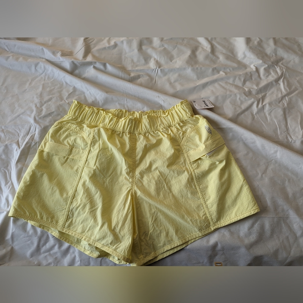 Women's Free People In the Wild Shorts, XS, Yellow, NWT